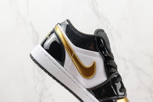 Nike Air Jordan 1 Low SE Gold Toe