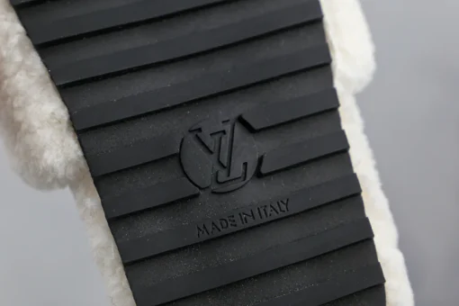 Louis Vuitton Slides - Image 8