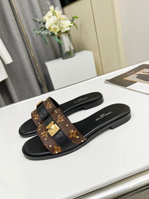 LV Women Slipper