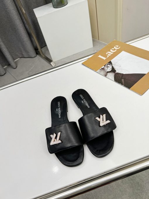 LV Women Slipper