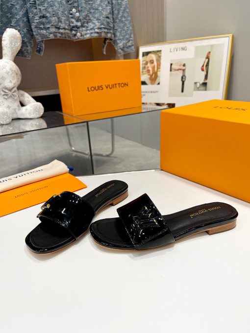 LV Women Slipper