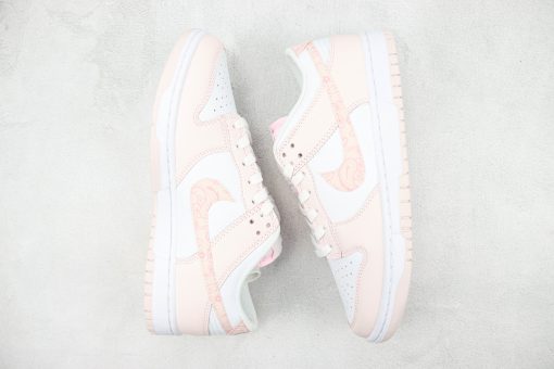 Nike SB Dunk Low " Pink Paisley "