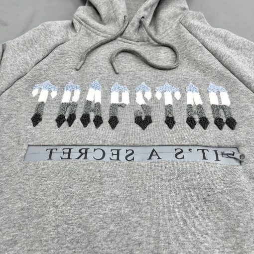 TRAPSTAR CHENILLE DECODED HOODED - Image 3