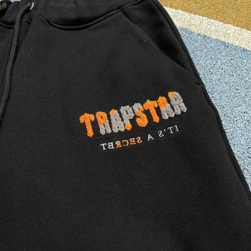 TRAPSTAR CHENILLE DECODED HOODED - Image 3