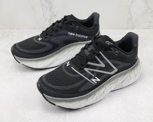 New Balance Fresh Foam x More V4