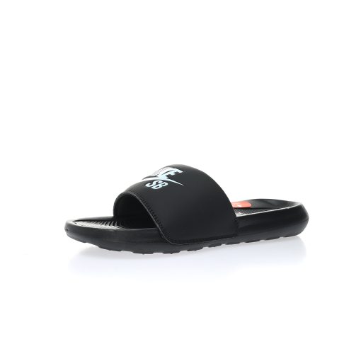 Nike Victori One Slide