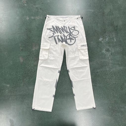 White Graff Cargos