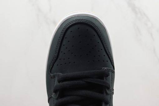 Nike SB Dunk Low Pro Black Gum