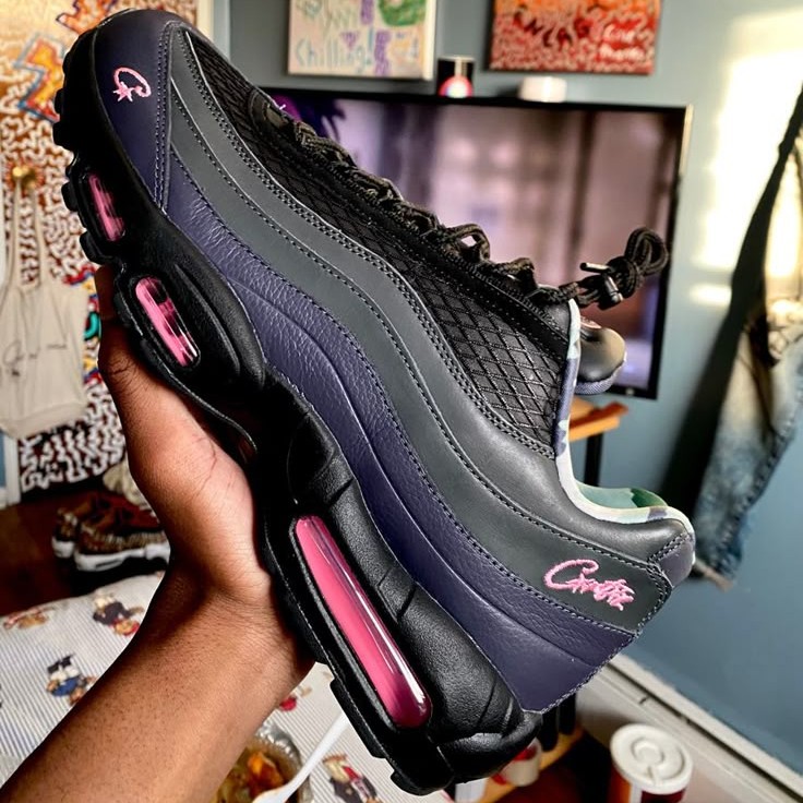 Corteiz Air Max 95 Pink Beam