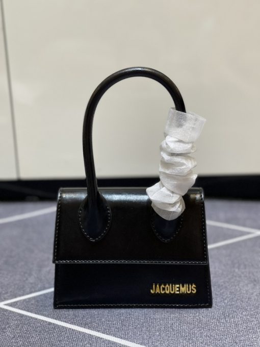 JAQCUEMUS BAGS