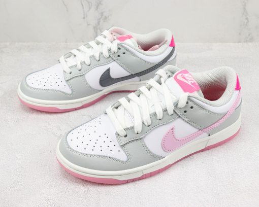 Nike Dunk Low Womens "520"