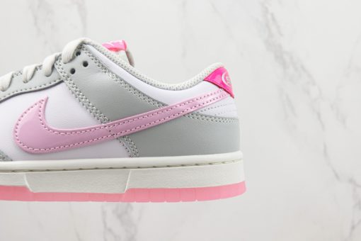 Nike Dunk Low Womens "520"