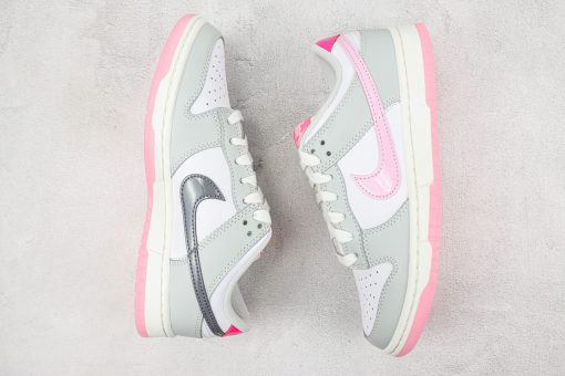 Nike Dunk Low Womens "520"