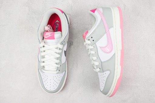 Nike Dunk Low Womens "520"