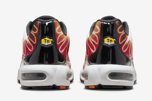 Nike Air Max Plus “Light Photography”