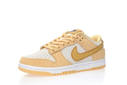 Nike SB Dunk Low LX"Gold Suede"