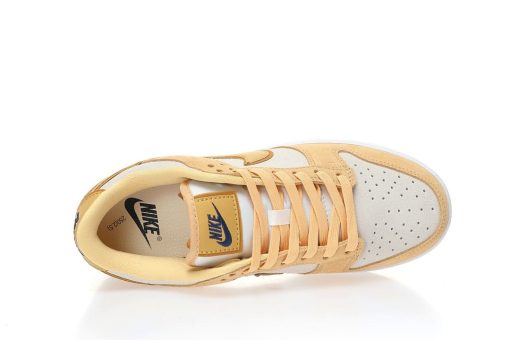 Nike SB Dunk Low LX"Gold Suede"