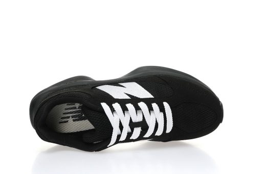 New Balance Warped Runner"Black/White"