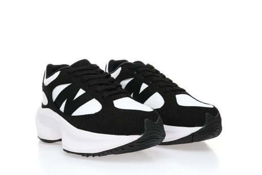 New Balance Warped Runner"Black/White/Panda"