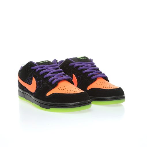 Nike SB Dunk"Night Of Mischief"