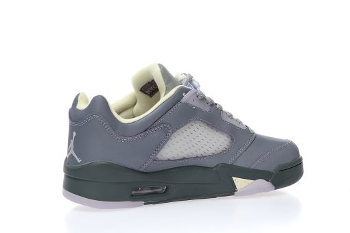 Nike Wmns Air Jordan Retro 5 Low"Indigo Haze"