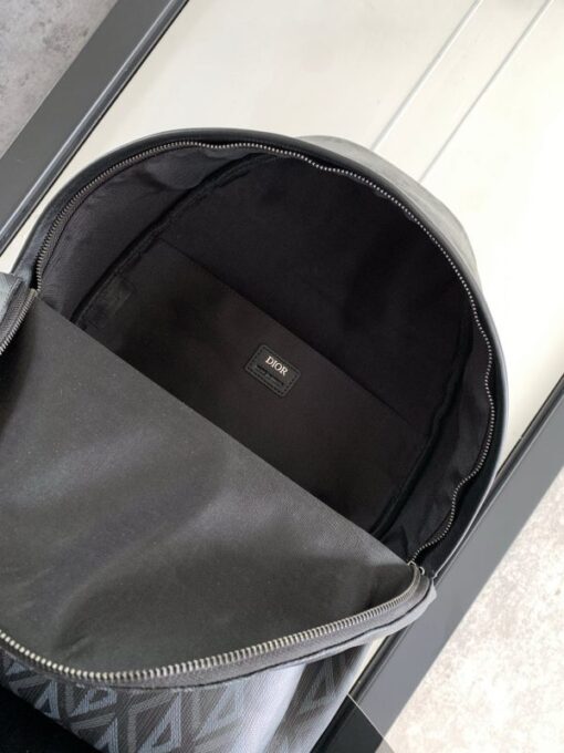 Dior Backpack - Image 4