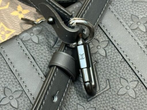 LV Wallet Bag