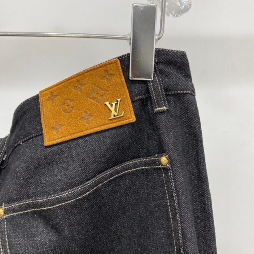 LV Jeans