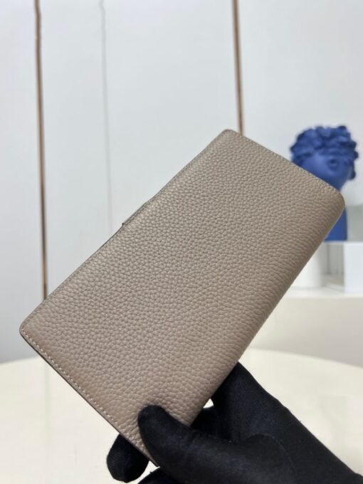 LV Wallet - Image 3