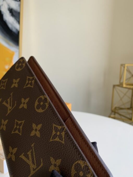 LV Wallet - Image 4