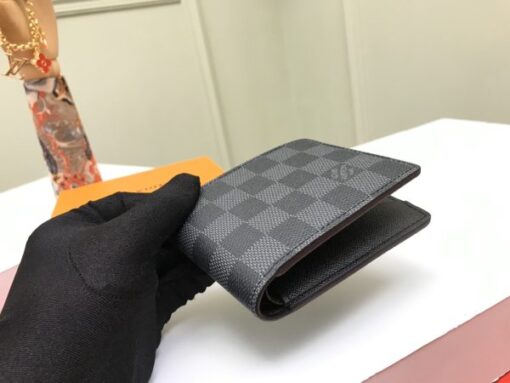 LV Wallet