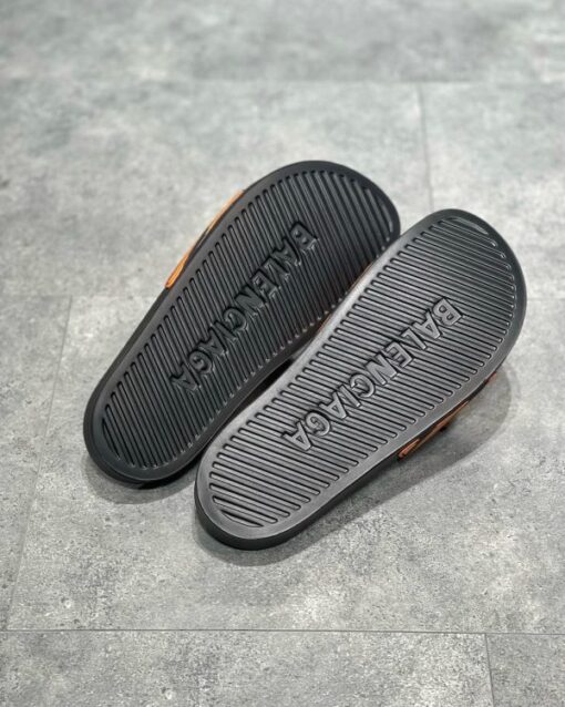 Balenciaga Slipper