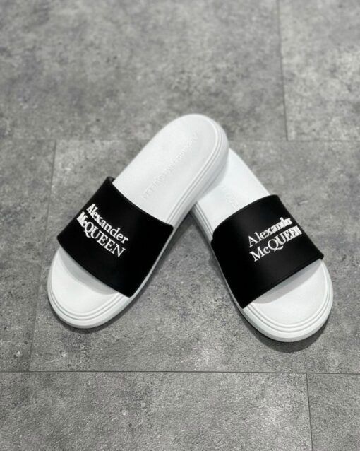 Alexander McQueen Slipper