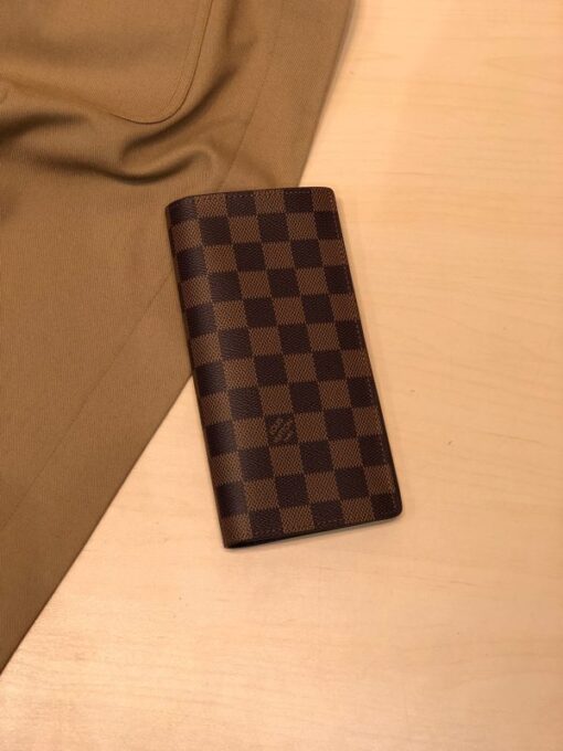 LV Wallet