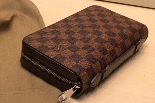 LV Wallet