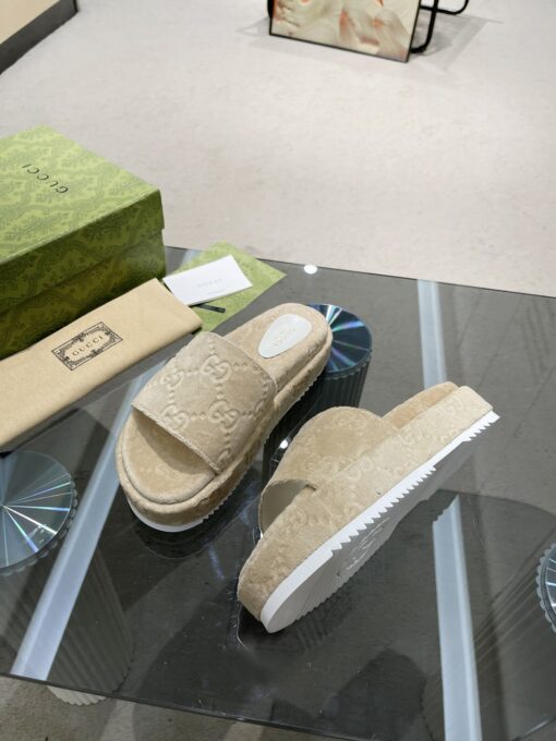 platform slide sandal