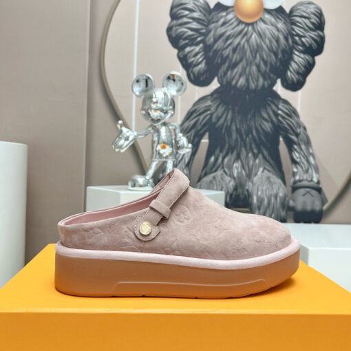 LV Women Slipper