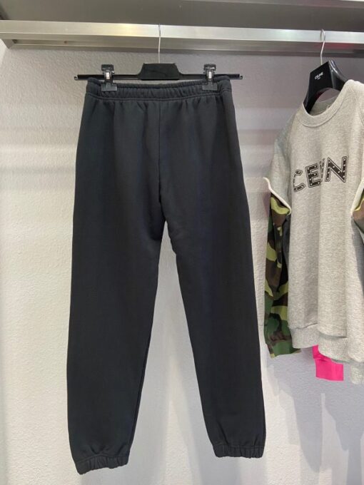 Celine Pant