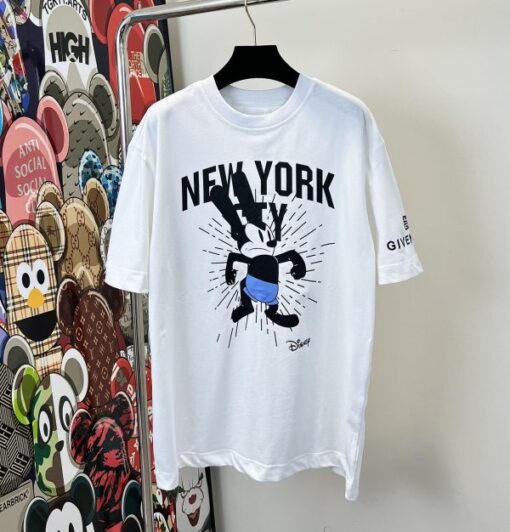 Givenchy T-Shirt