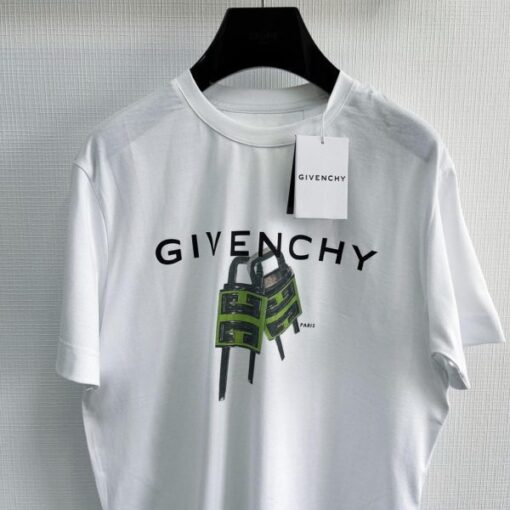 Givenchy T-Shirt