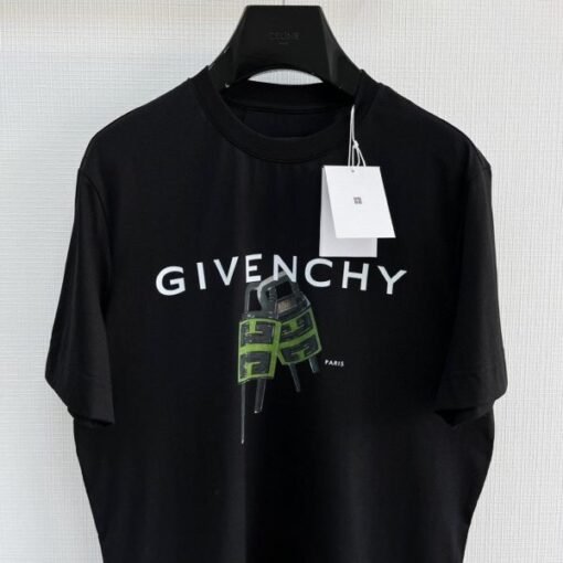 Givenchy T-Shirt