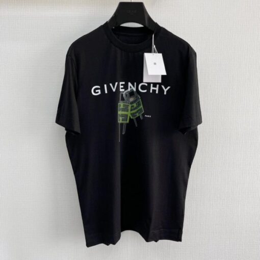 Givenchy T-Shirt