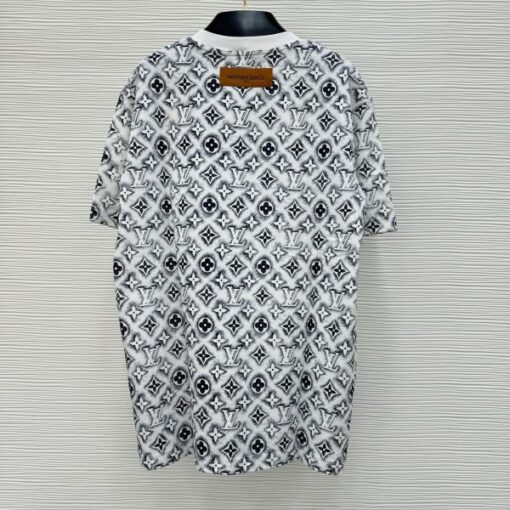 LV T-Shirt