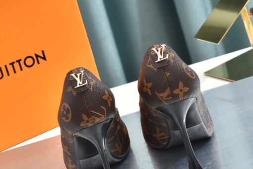 LV Sandal