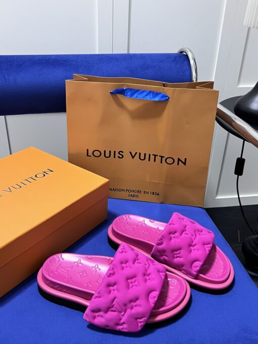 LV Slipper