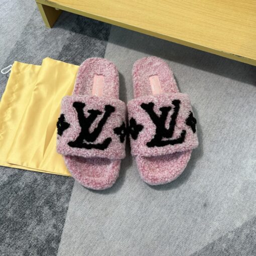 LV Slipper