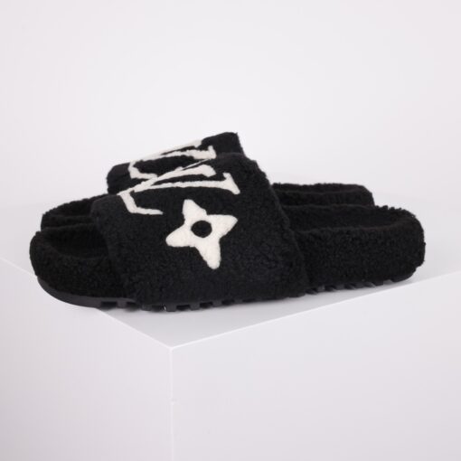 LV Slipper