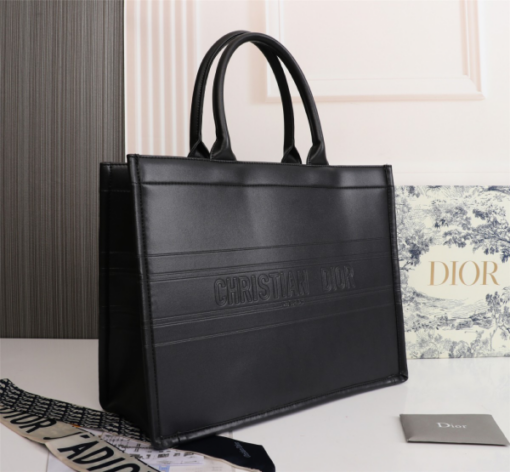 Dior Large Bag - Image 2