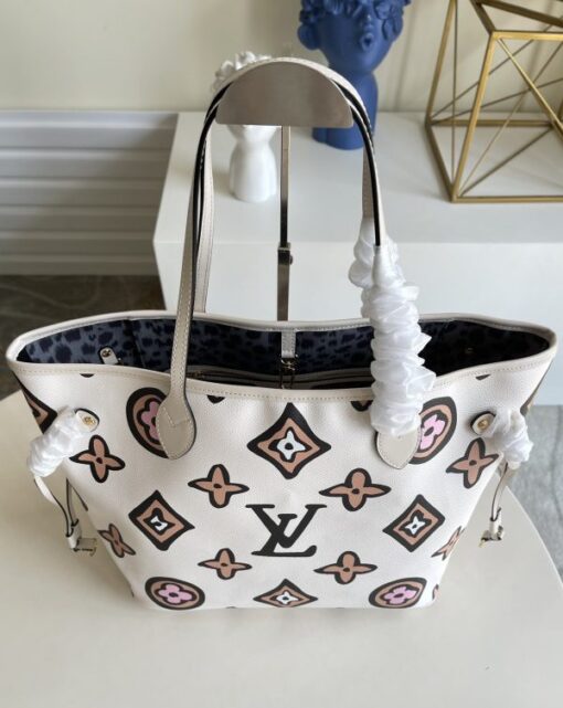 LV Tote Bag - Image 3