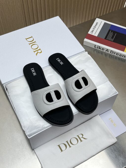 Dior Slipper